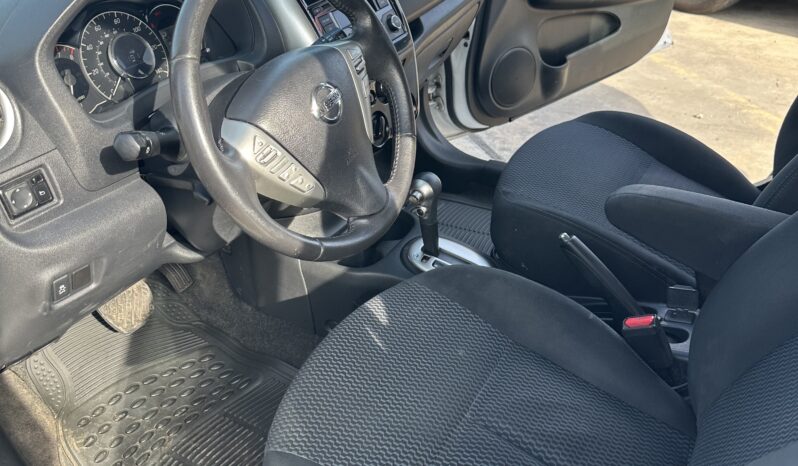 
								NISSAN full									