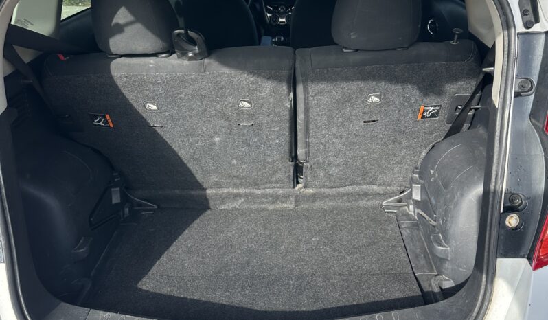 
								NISSAN full									