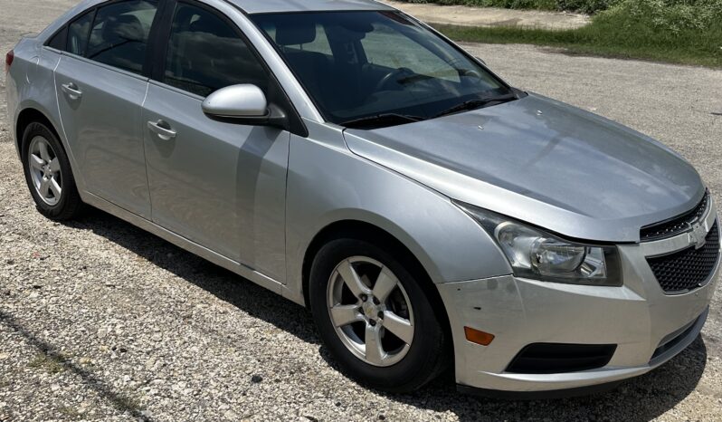
								CHEVROLTE CRUZE full									