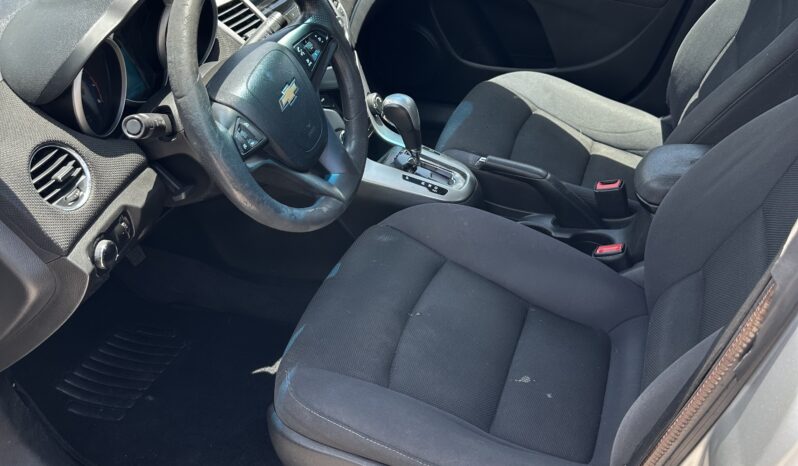 
								CHEVROLTE CRUZE full									